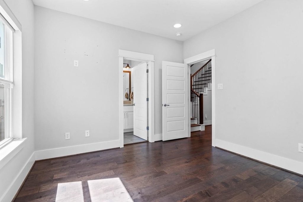 1114 W 15th 1/2 Street - Photo 12