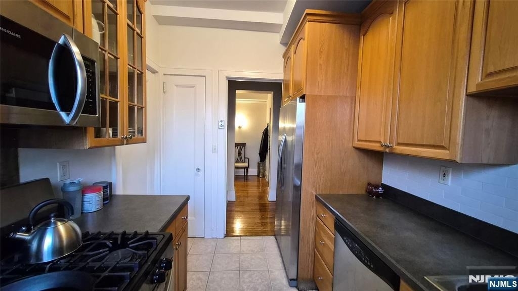 363-377 Mount Prospect - Photo 10