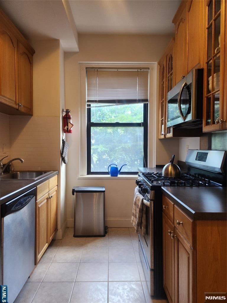 363-377 Mount Prospect - Photo 23