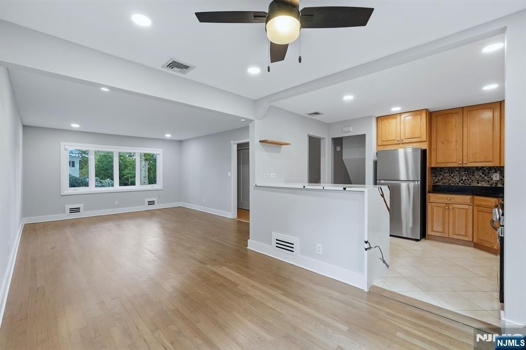 158 Morningside - Photo 3