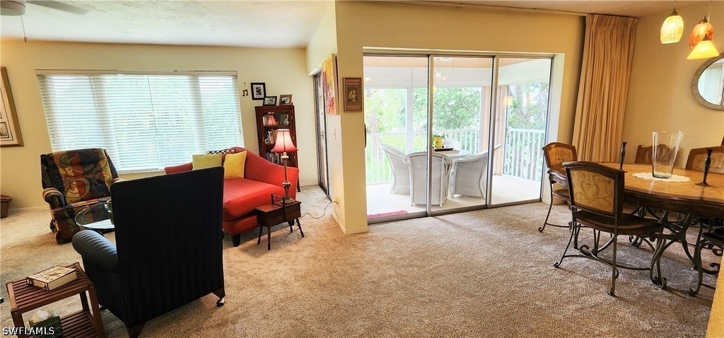 109 Georgetown Boulevard - Photo 4