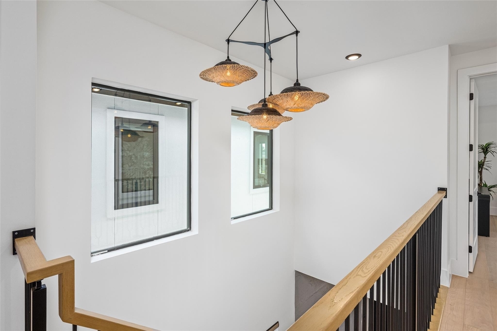 623 Winding Oaks - Photo 29