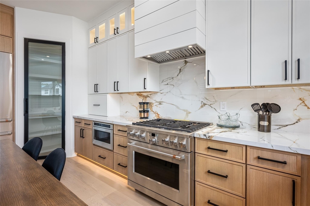 623 Winding Oaks - Photo 22