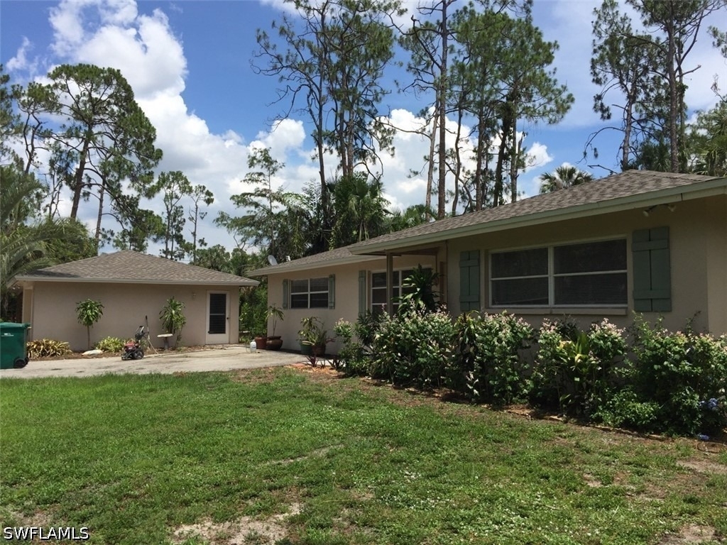4300 Gail Boulevard - Photo 2