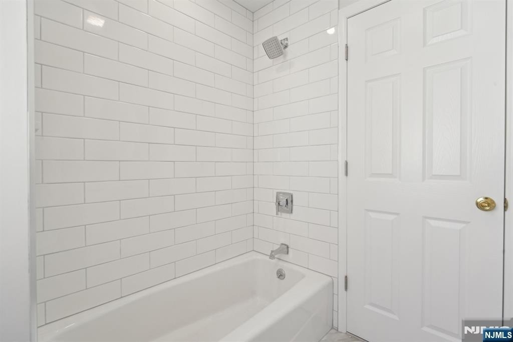 403 Abington - Photo 14