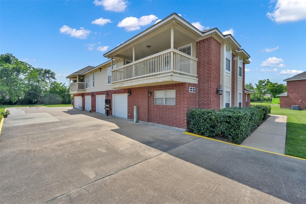 1141 Lovett Street - Photo 22