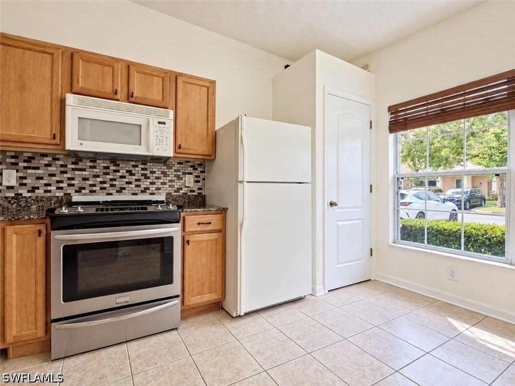 30324 Elderwood Drive - Photo 4