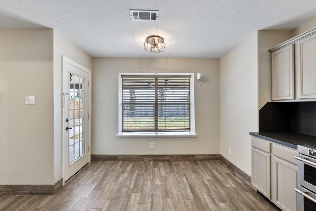 10638 Desert Springs Circle - Photo 10