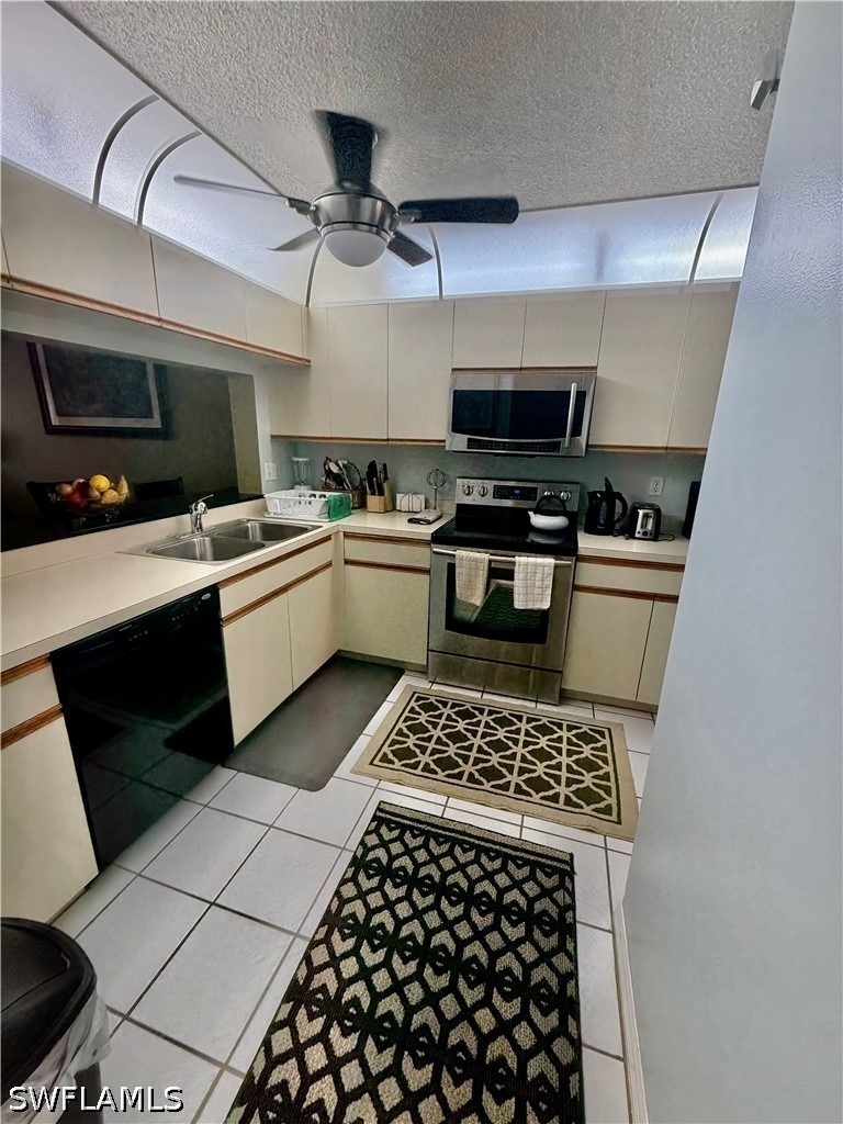 1290 Yesica Ann Circle - Photo 3