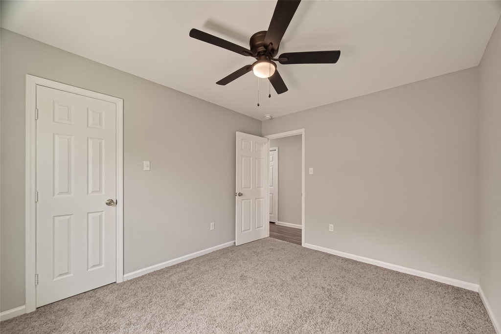 7412 S Hall Street - Photo 19