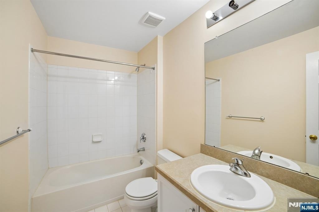 533 Coventry - Photo 21