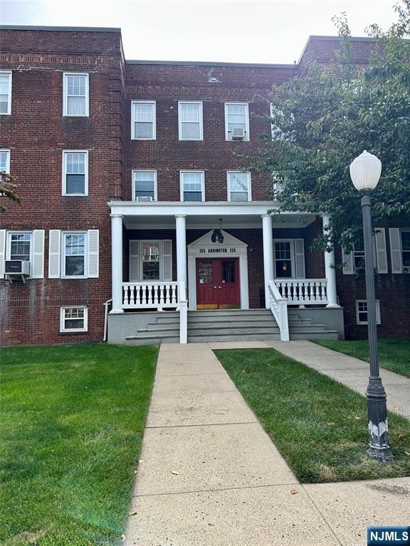 155 Union - Photo 0