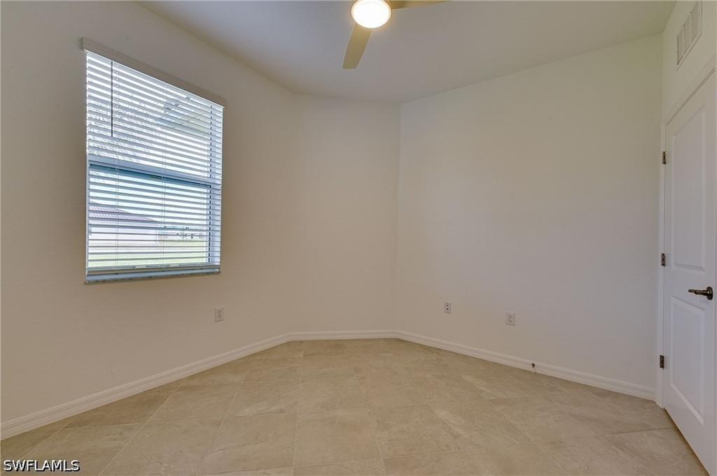 2620 Vine Avenue - Photo 18