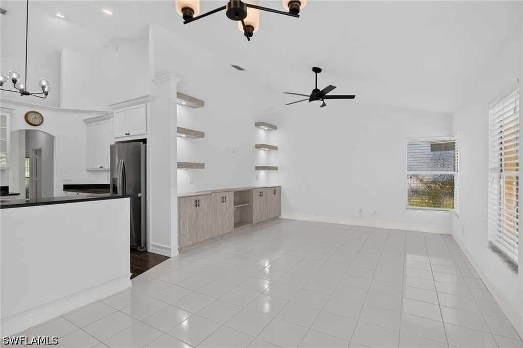 2126 E Crown Point - Photo 13