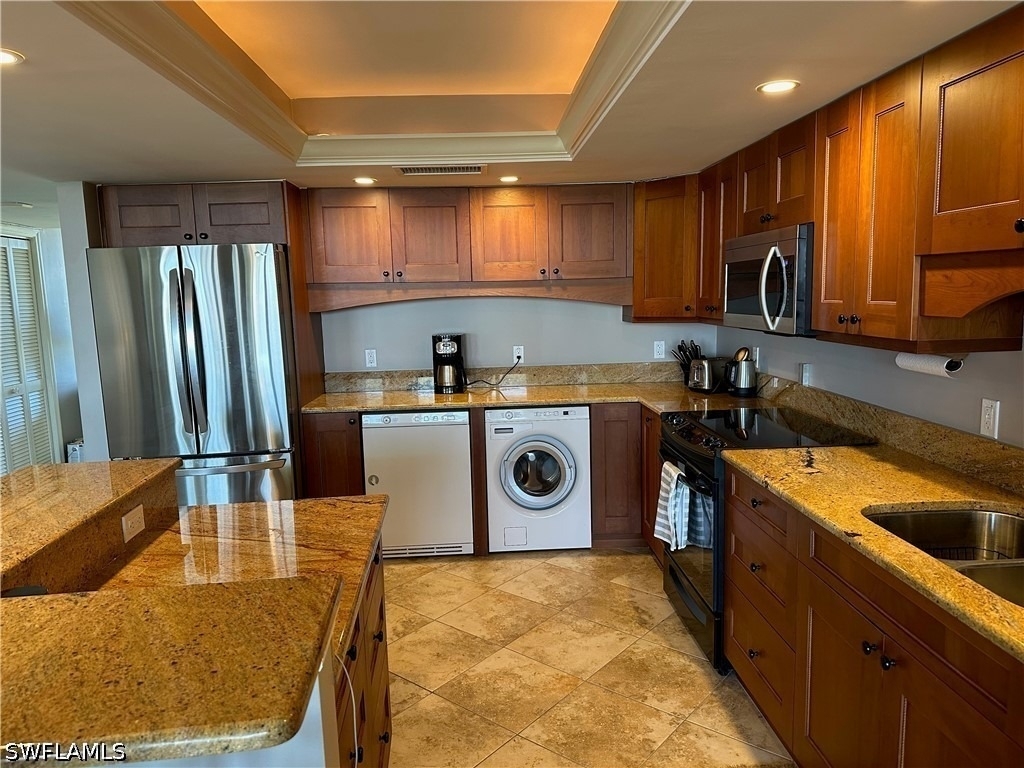 2305 Gulf Shore Boulevard N - Photo 8