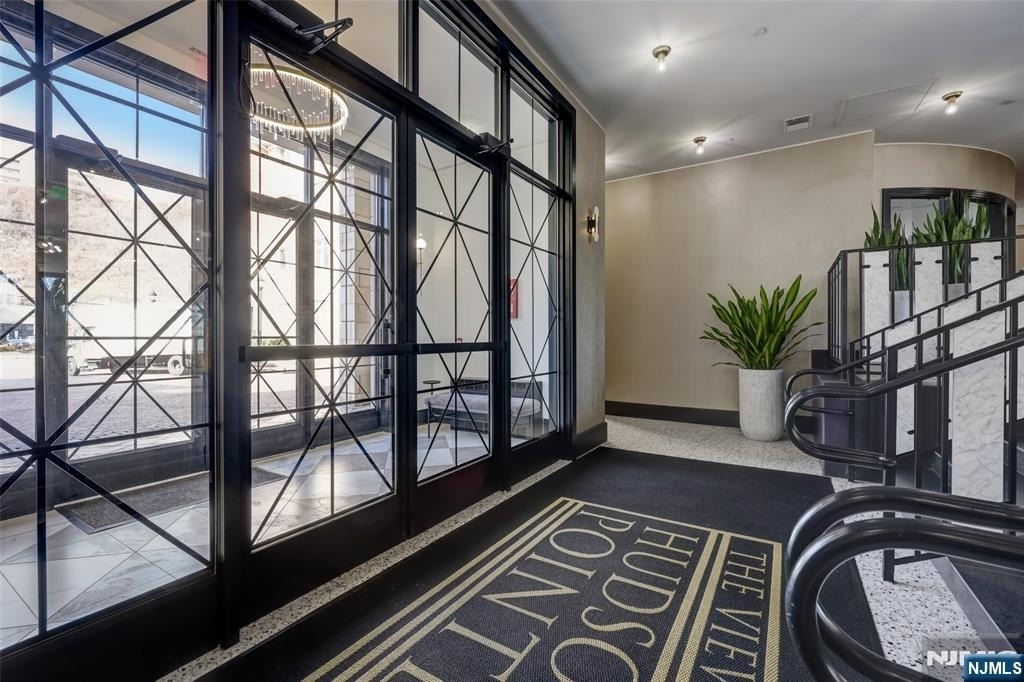7400 River - Photo 14