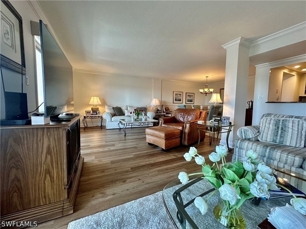 555 Park Shore Drive - Photo 14