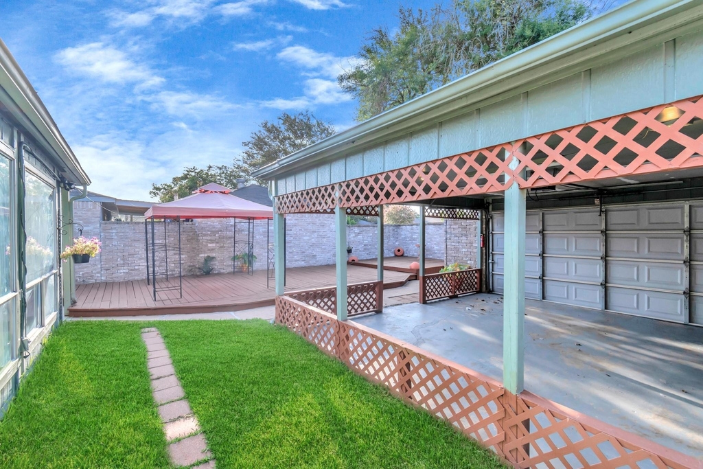 16206 New Field Drive - Photo 4