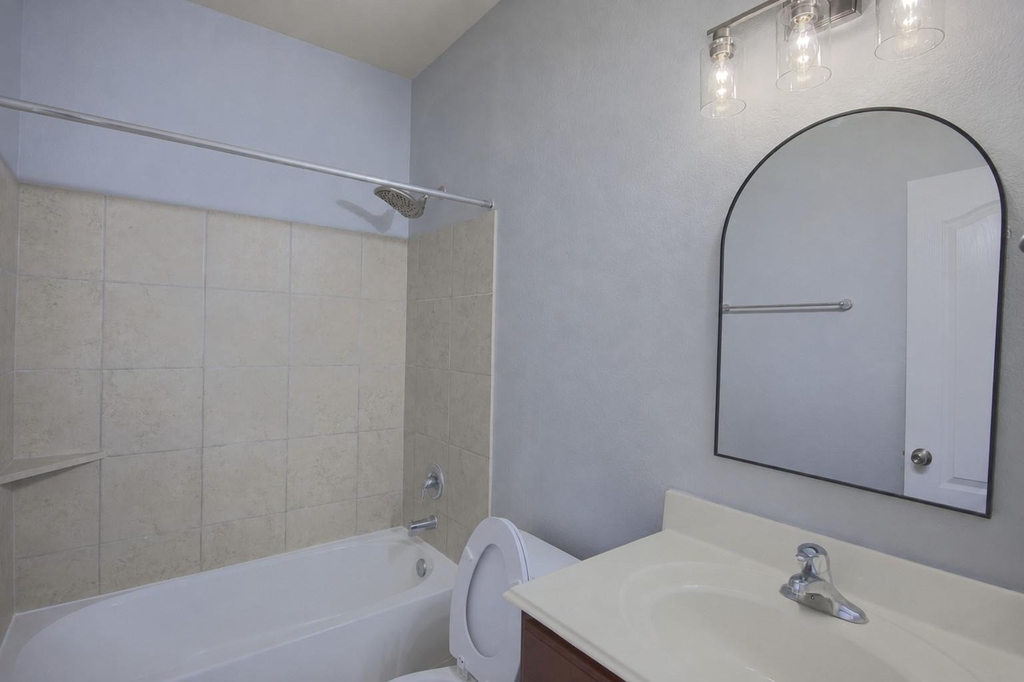 3519 Dryer Park Drive - Photo 24