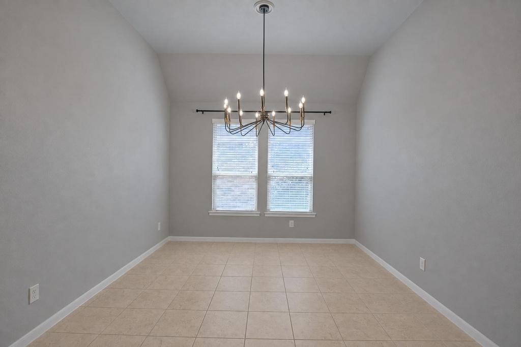 3519 Dryer Park Drive - Photo 7
