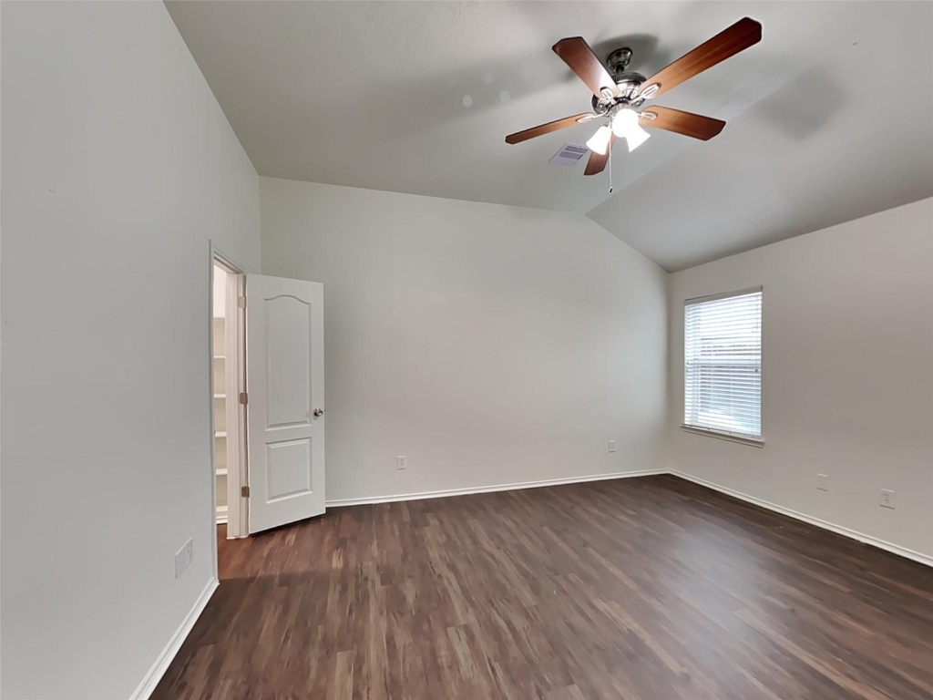 7702 Summerdale Drive - Photo 6