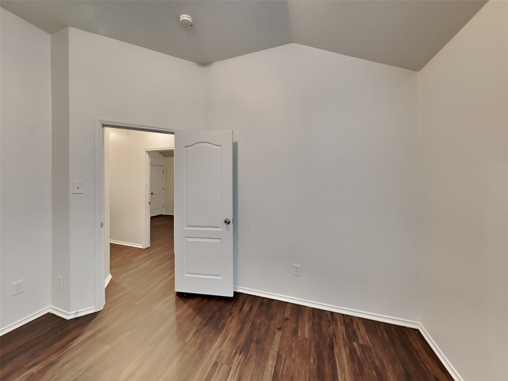 7702 Summerdale Drive - Photo 13