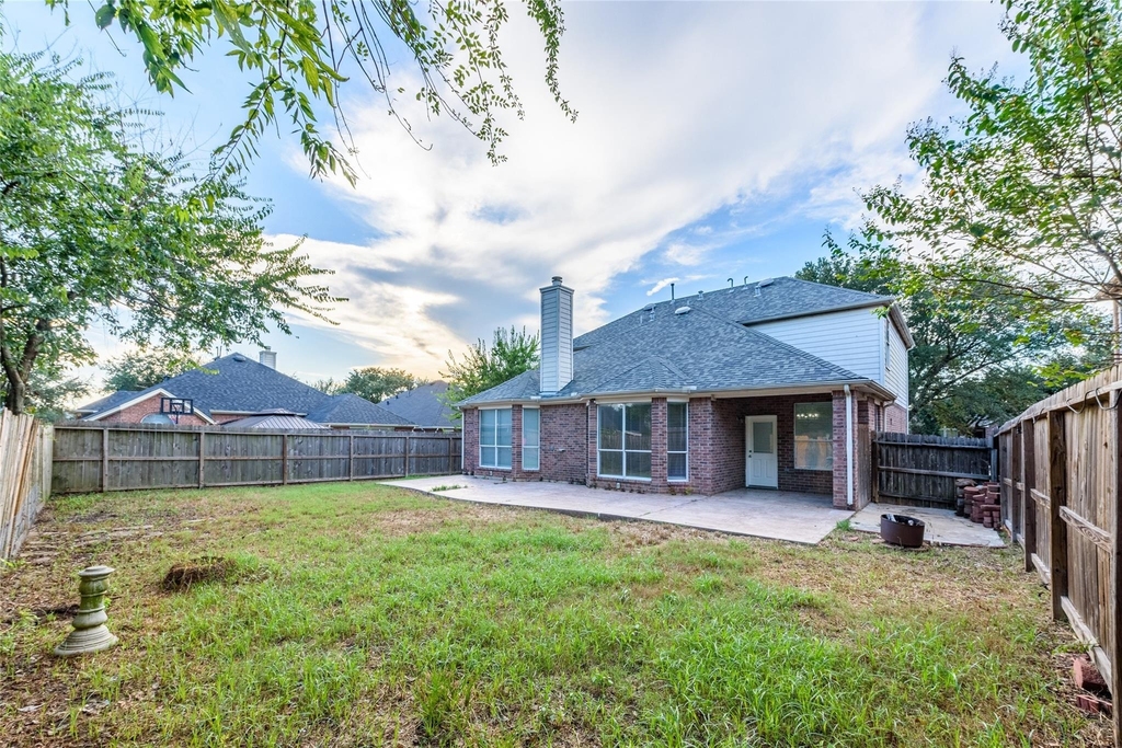 3227 Nickwill Way - Photo 4