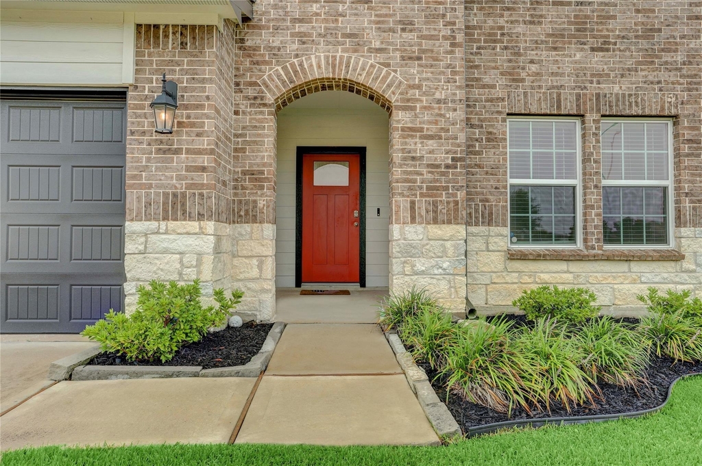 1722 Bryson Heights Drive - Photo 3