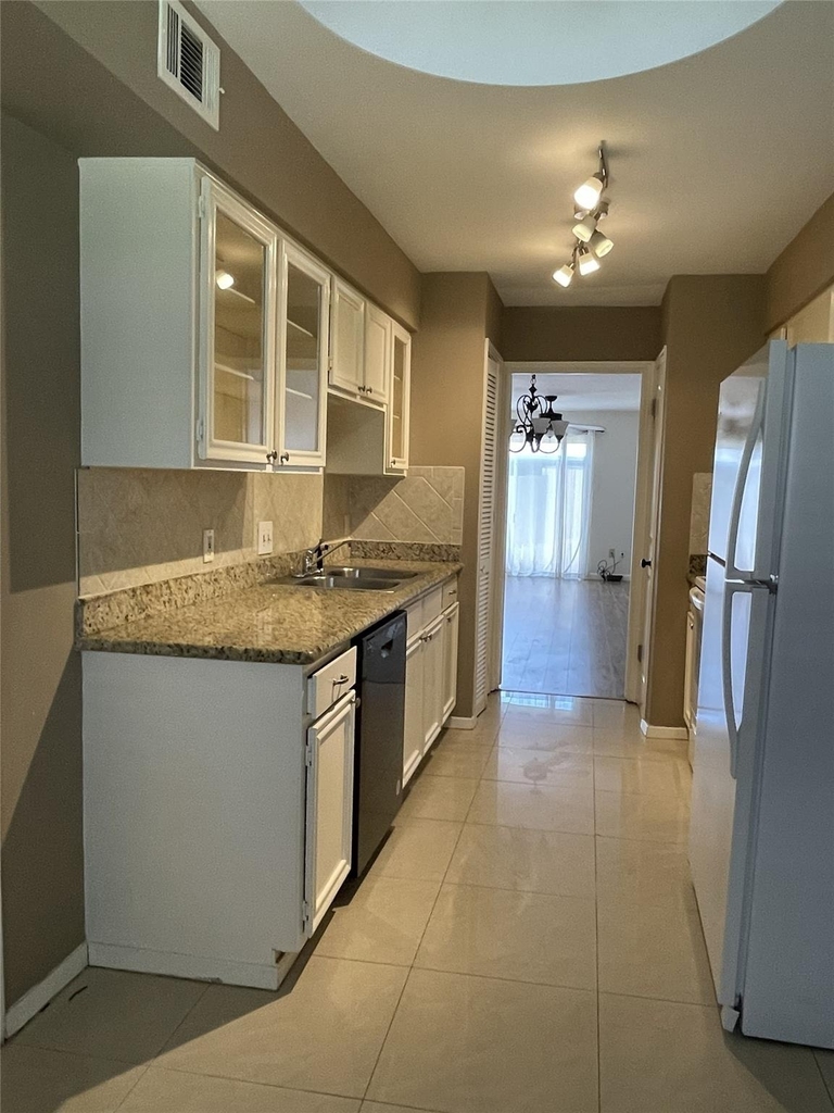 13278 Trail Hollow - Photo 15
