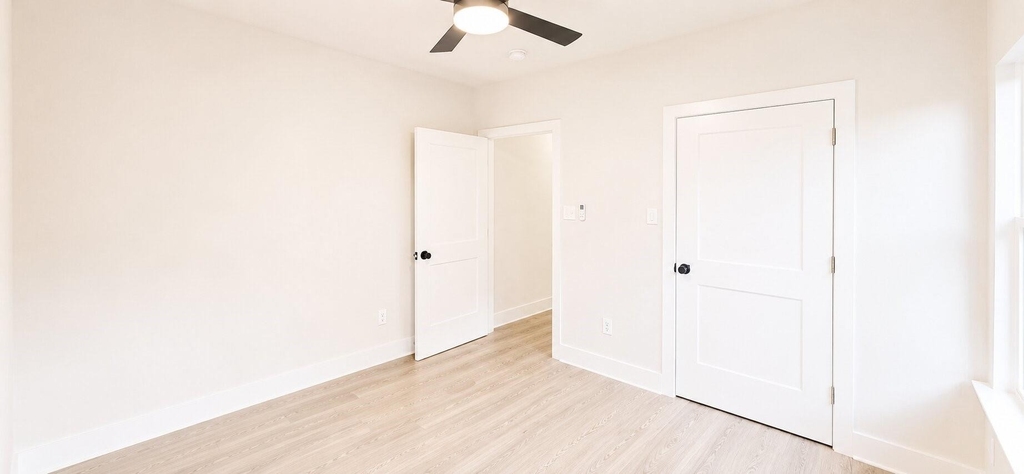 142b College Street - Photo 23