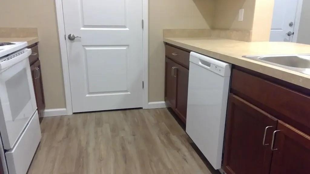 265 W 15th St - Photo 8