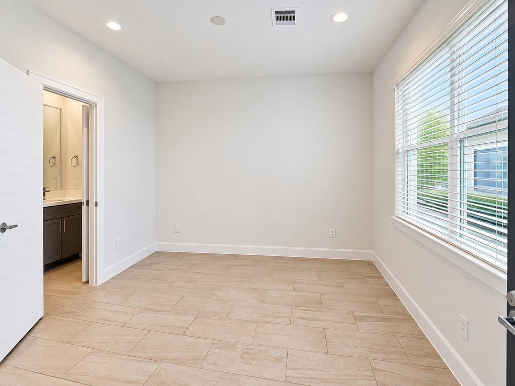 2715 Eado Grove Lane - Photo 7