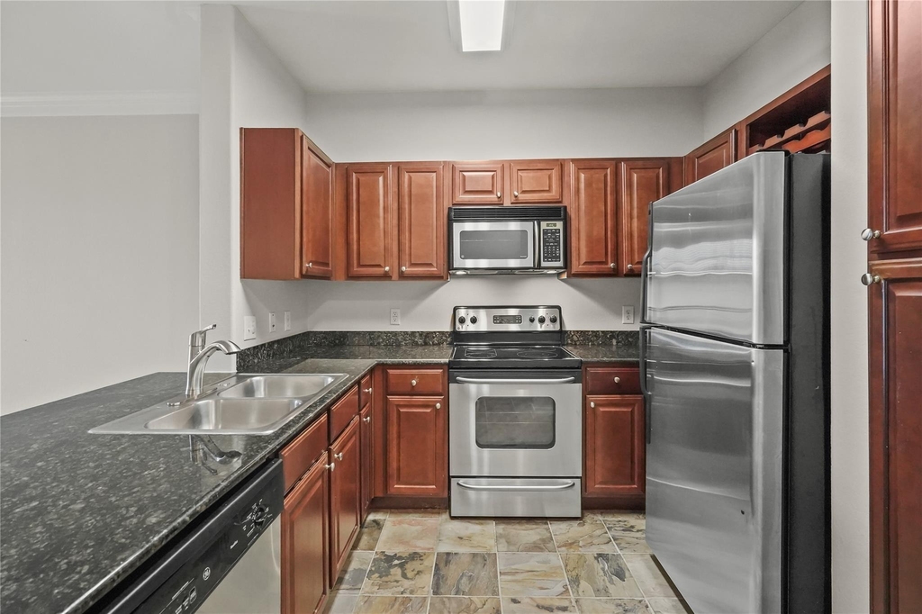 7575 Kirby Drive - Photo 0