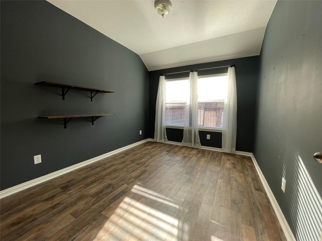 7631 Golden Thistle Lane - Photo 3