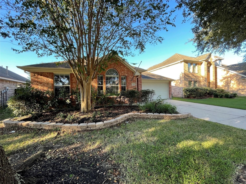 7631 Golden Thistle Lane - Photo 0