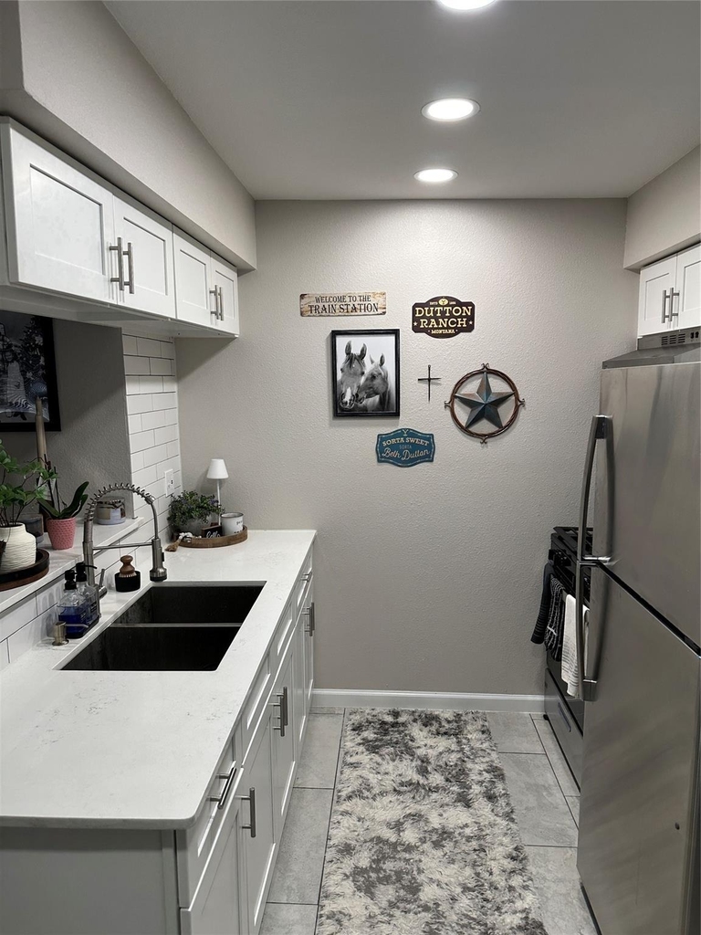 2922 Randolph Road - Photo 2