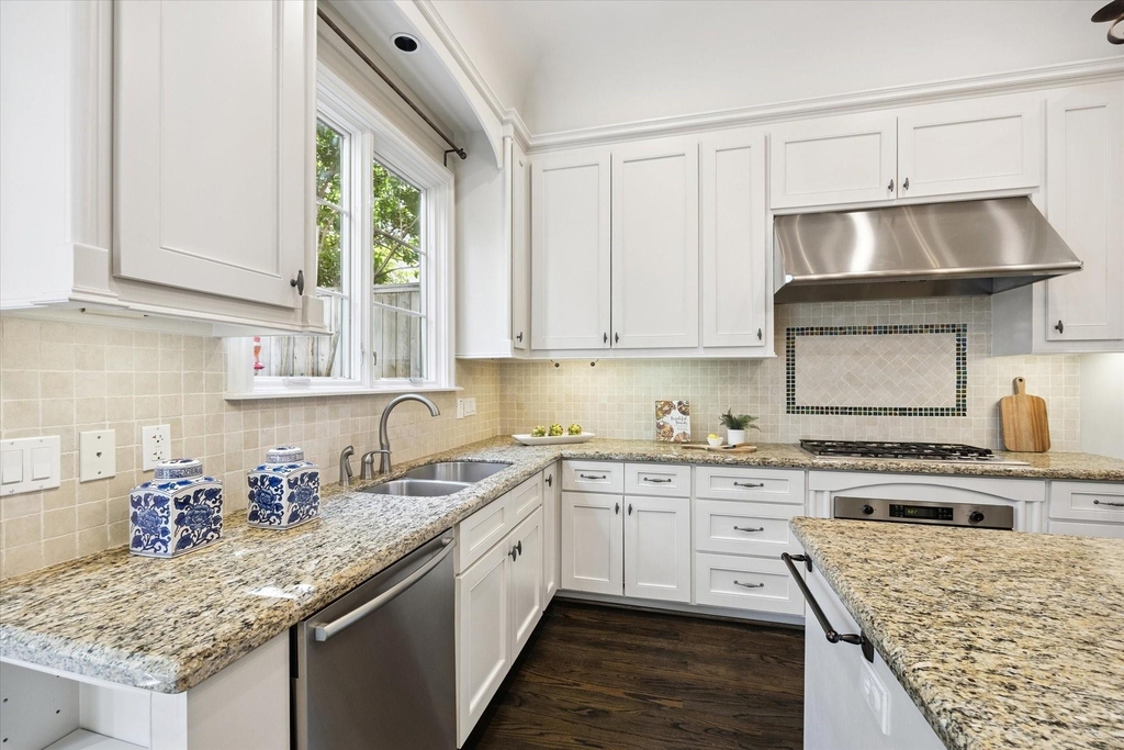 2145 Fairview Avenue - Photo 23