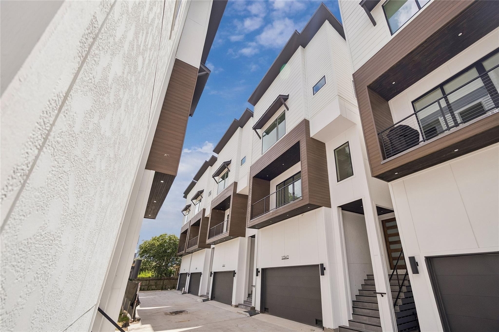 1034 W 17th Street - Photo 26