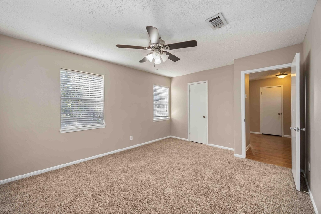 5411 Mossy Timbers Drive - Photo 22