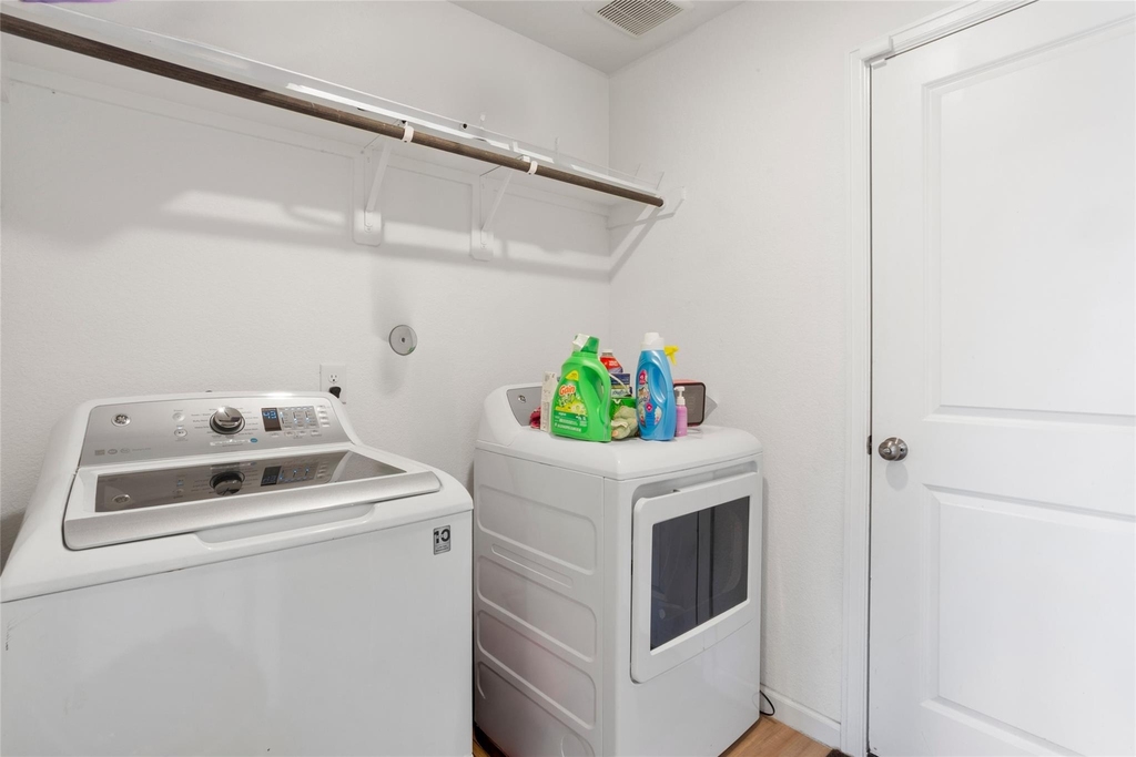 21034 Longeni Drive - Photo 8