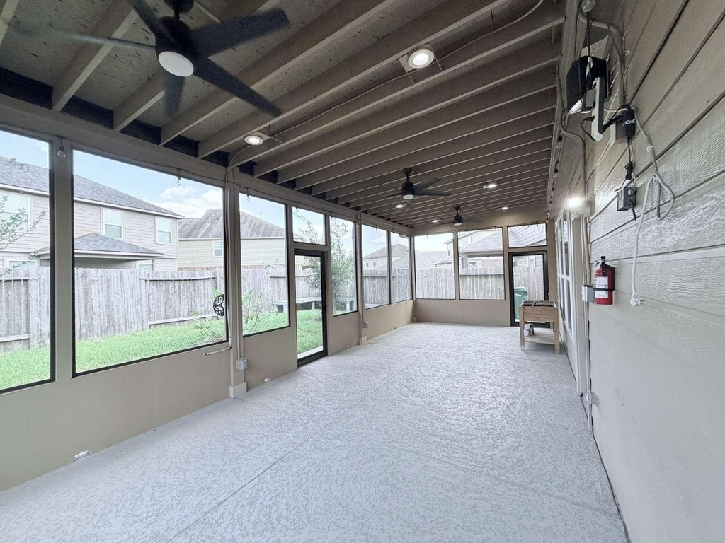 14910 Rustler Gate Lane - Photo 18