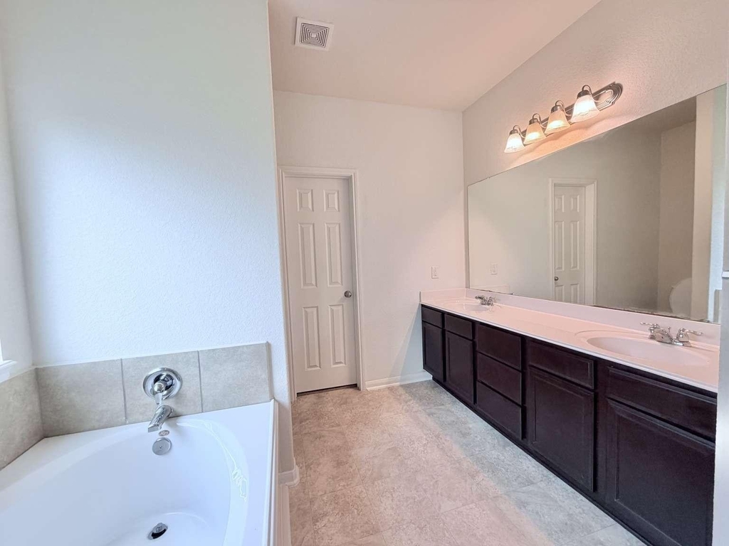 14910 Rustler Gate Lane - Photo 12