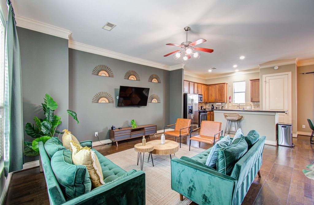 4001 Dallas Street - Photo 3