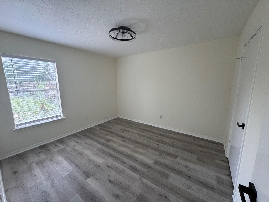 12827 Waybridge Street - Photo 17