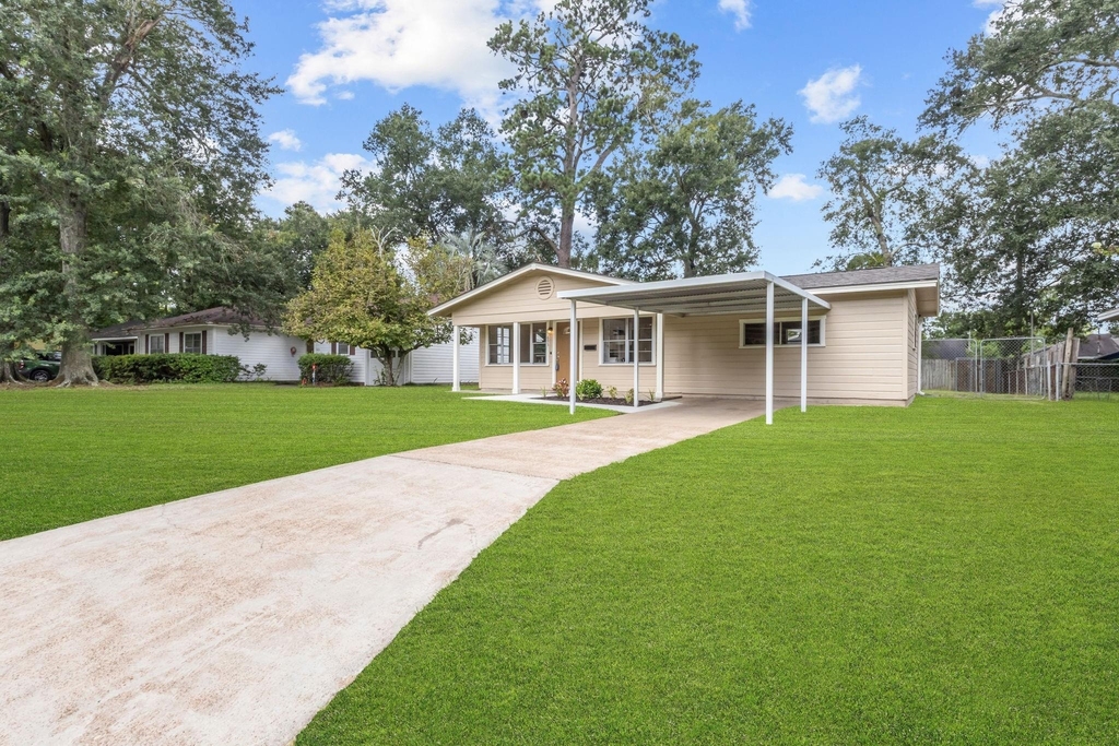 695 Callaway Drive - Photo 5