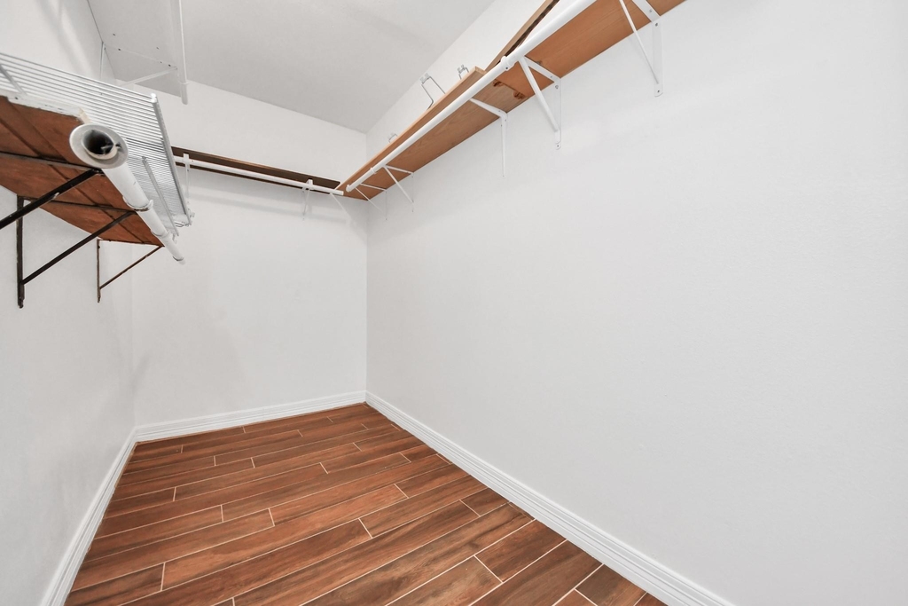 3014 Chenevert Street - Photo 7