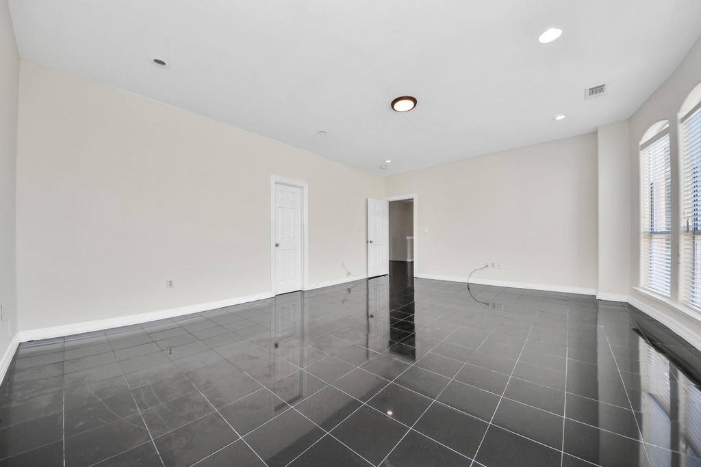 3014 Chenevert Street - Photo 24