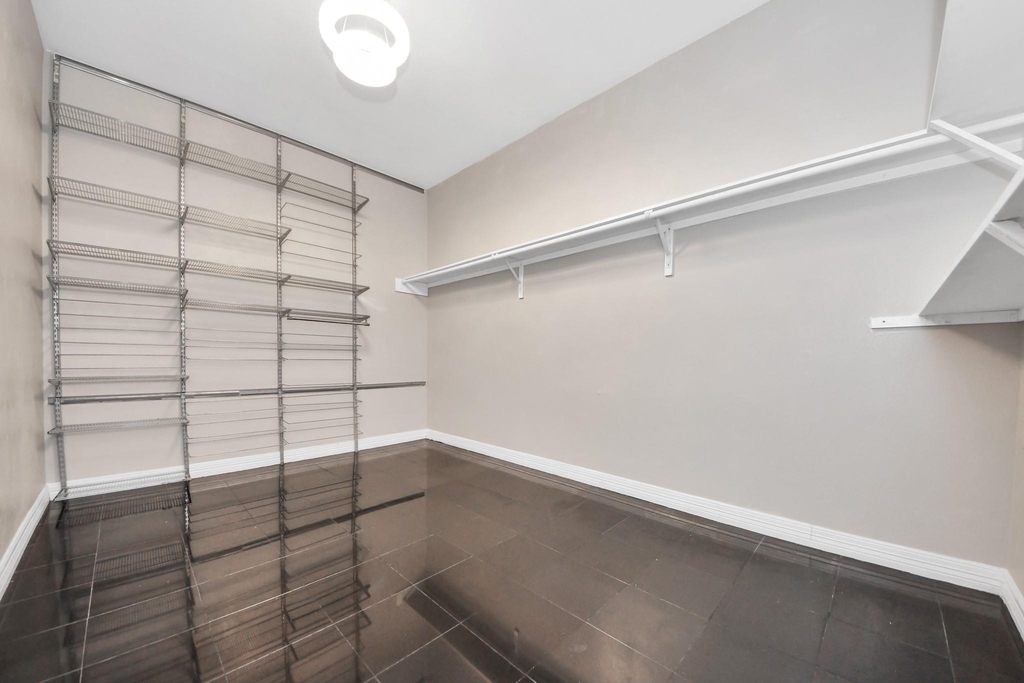 3014 Chenevert Street - Photo 46