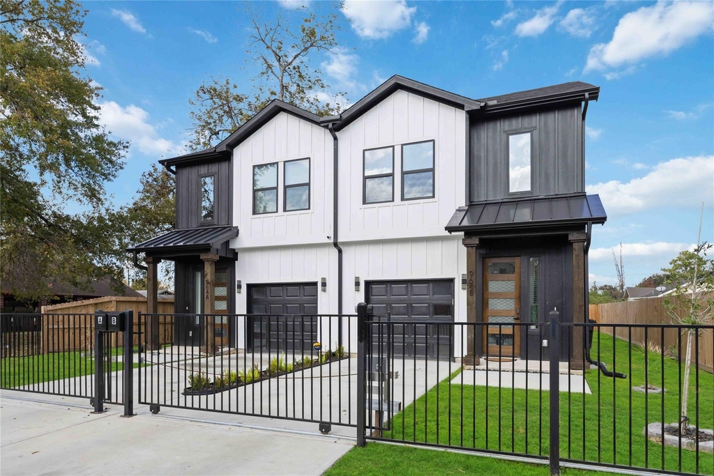 964 Lucky Street - Photo 1