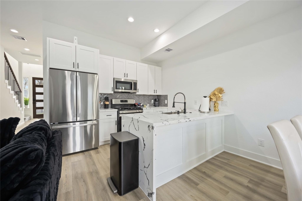 964 Lucky Street - Photo 11